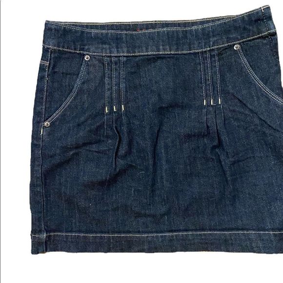 Elle Denim Skirt - 4 dark denim , side zip.  Cotton spandex - Picture 3 of 5